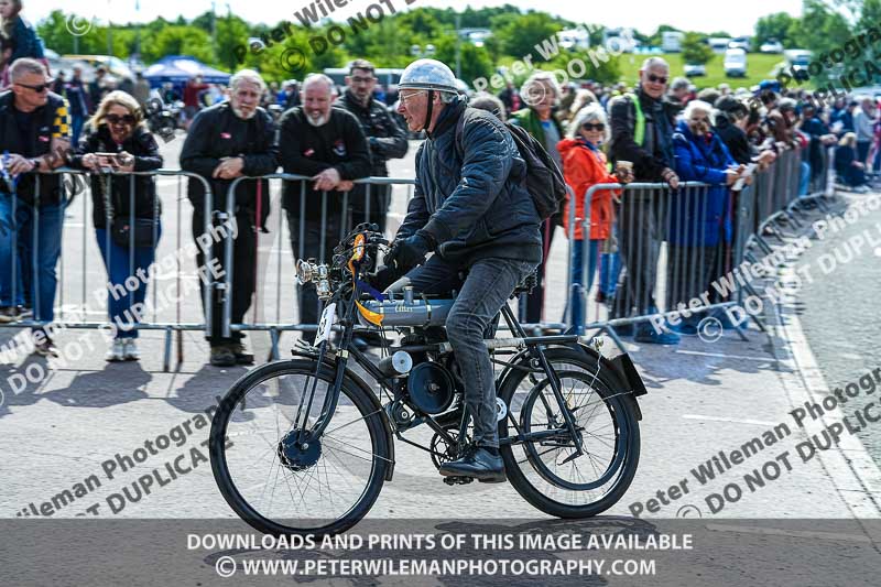 Vintage motorcycle club;eventdigitalimages;no limits trackdays;peter wileman photography;vintage motocycles;vmcc banbury run photographs